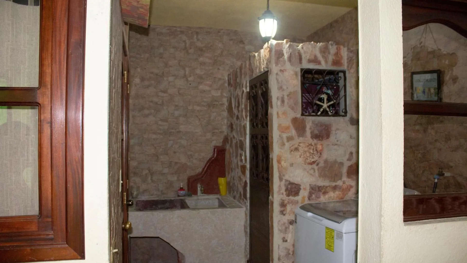 Jireh Antigua Hotel